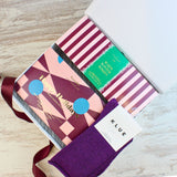 Happy Holidays Gourmet & Cozy Gift Box (2 Variantes)