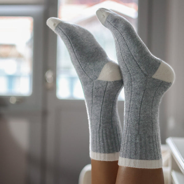 Meias de Lã Merino com Faixas – Cinza